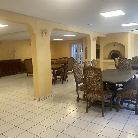 Bed & Breakfast Logis Veles