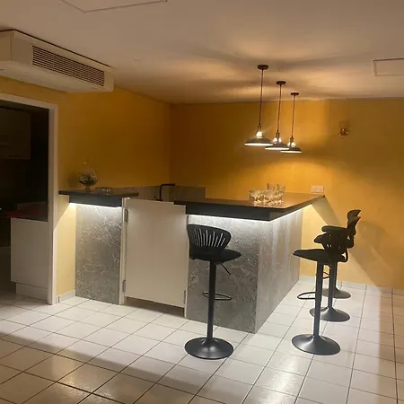 Logis Veles Panzió Aubin