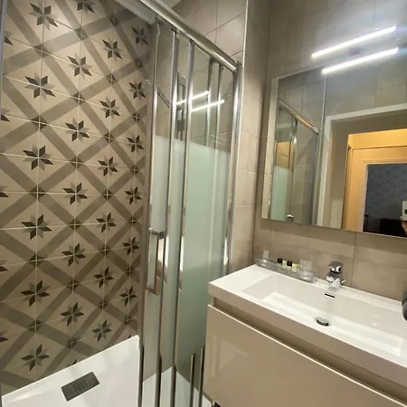 Logis Veles Bed & Breakfast *