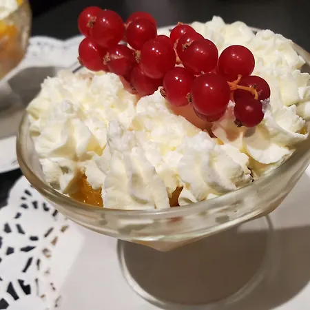 Couette-café Logis Vélès Aubin (Aveyron)