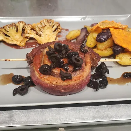 Couette-café Logis Vélès Aubin (Aveyron)