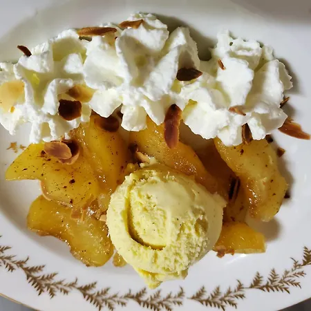 Logis Vélès Aubin (Aveyron)