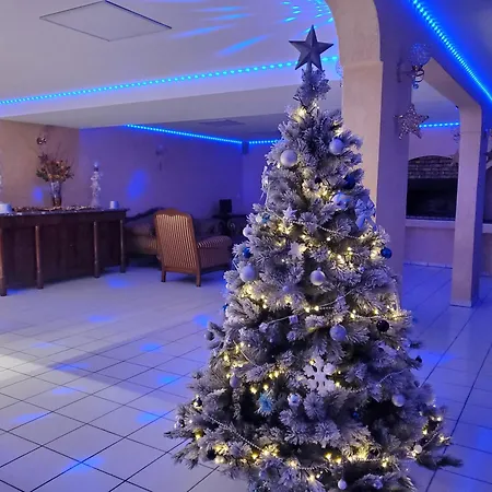 Logis Vélès Aubin (Aveyron)