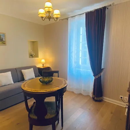 Couette-café Logis Vélès Aubin (Aveyron)