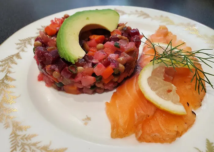 Logis Vélès Couette-café