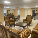 Logis Veles オーバン