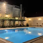 Logis Veles 4*