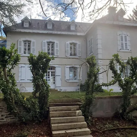 Logis Veles Bed & Breakfast 4*