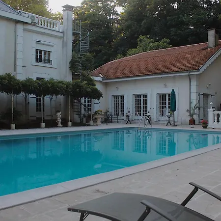 Frühstückspension Logis Veles 4*
