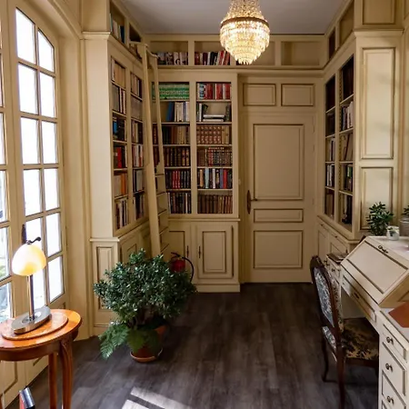 Bed & Breakfast Logis Veles 4*