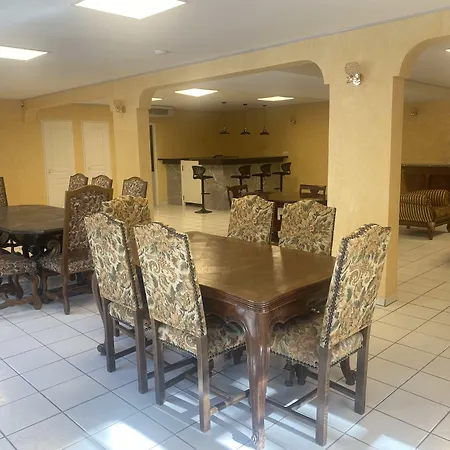 Bed & Breakfast Logis Veles