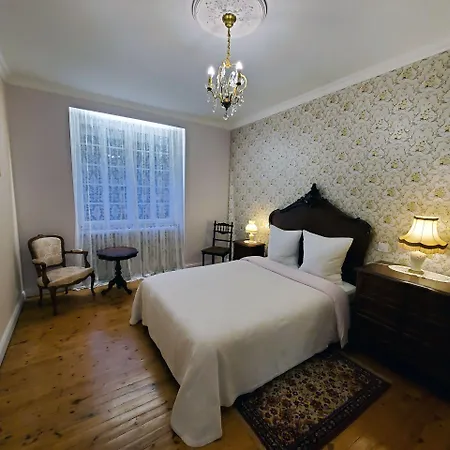 Logis Veles Frühstückspension