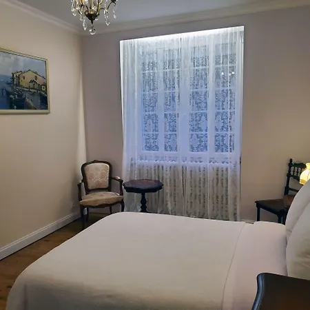 Logis Veles Bed & Breakfast Aubin (Aveyron)