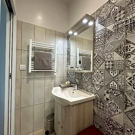Logis Veles 4* Aubin (Aveyron)